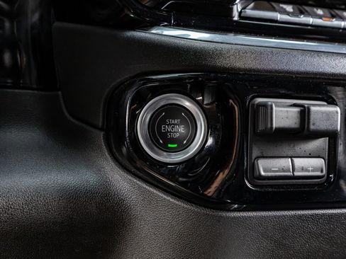 Used 2024 Chevrolet Silverado 2500 LTZ w/ LTZ Convenience Package image 22