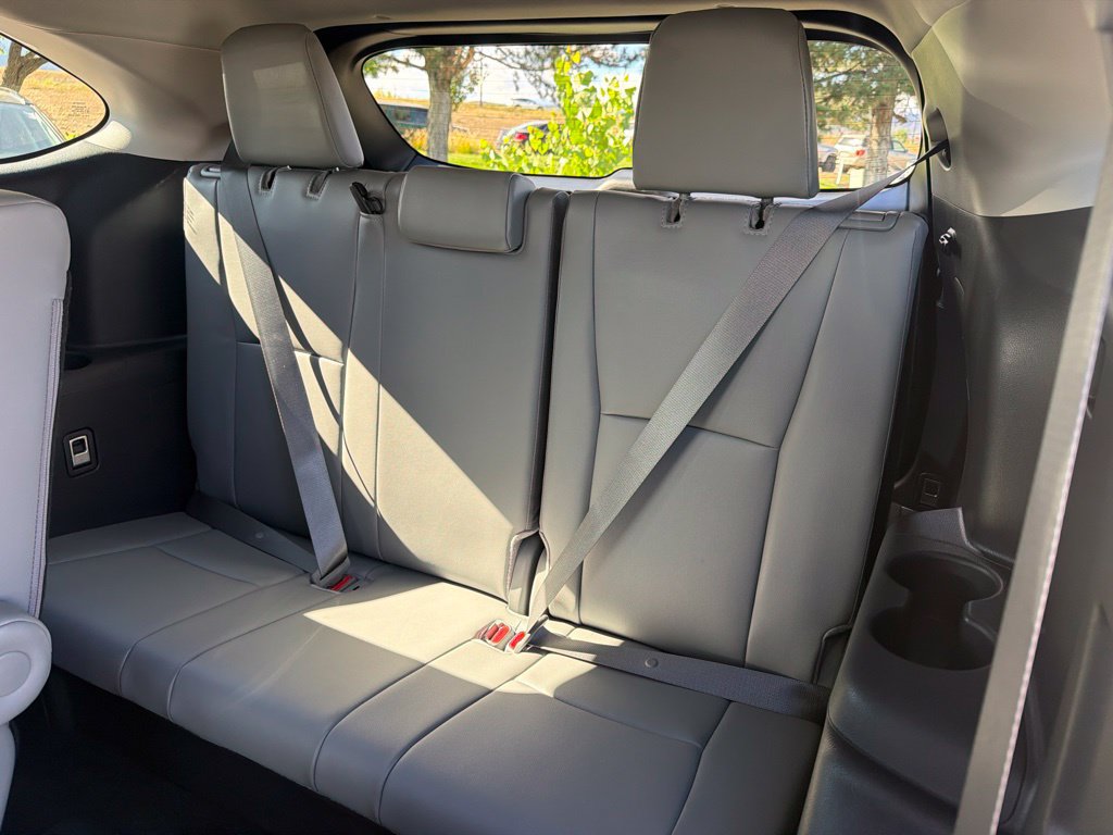 Used 2026 Toyota Highlander XLE AWD/4WD image 34