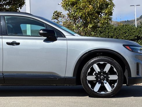 Certified 2024 Honda Prologue Elite image 35