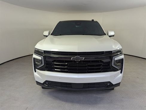 Used 2025 Chevrolet Tahoe RST w/ RST Performance Edition image 2