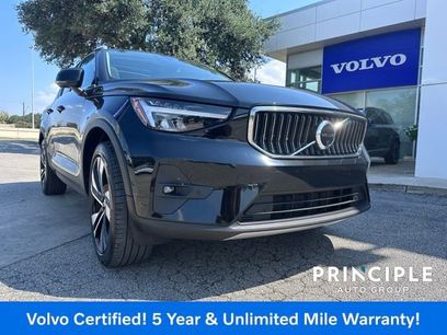 Certified 2023 Volvo XC40 B5 Plus w/ Protection Package Premier