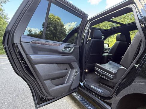 Used 2021 Chevrolet Tahoe Z71 AWD/4WD image 24