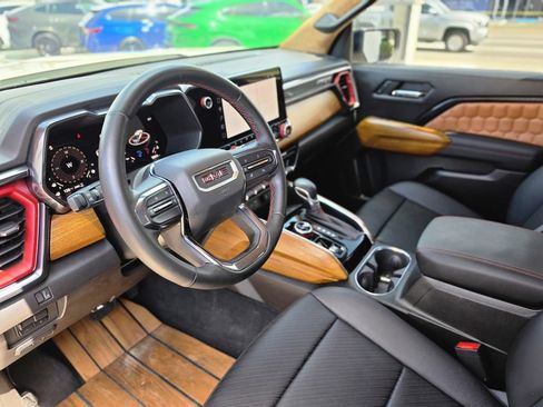 Used 2024 GMC Canyon AT4X w/ AT4X AEV Edition AWD/4WD image 19