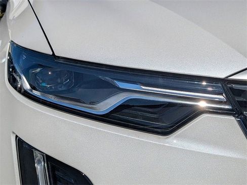 New 2025 Cadillac XT6 Premium Luxury w/ Technology Package image 9