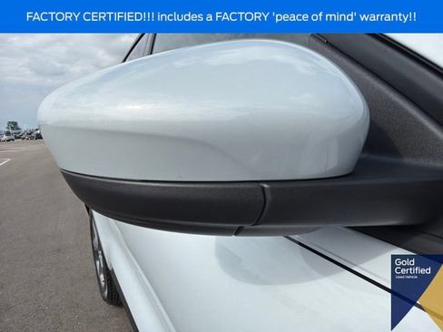 Certified 2025 Ford Escape ST-Line Select AWD/4WD image 8