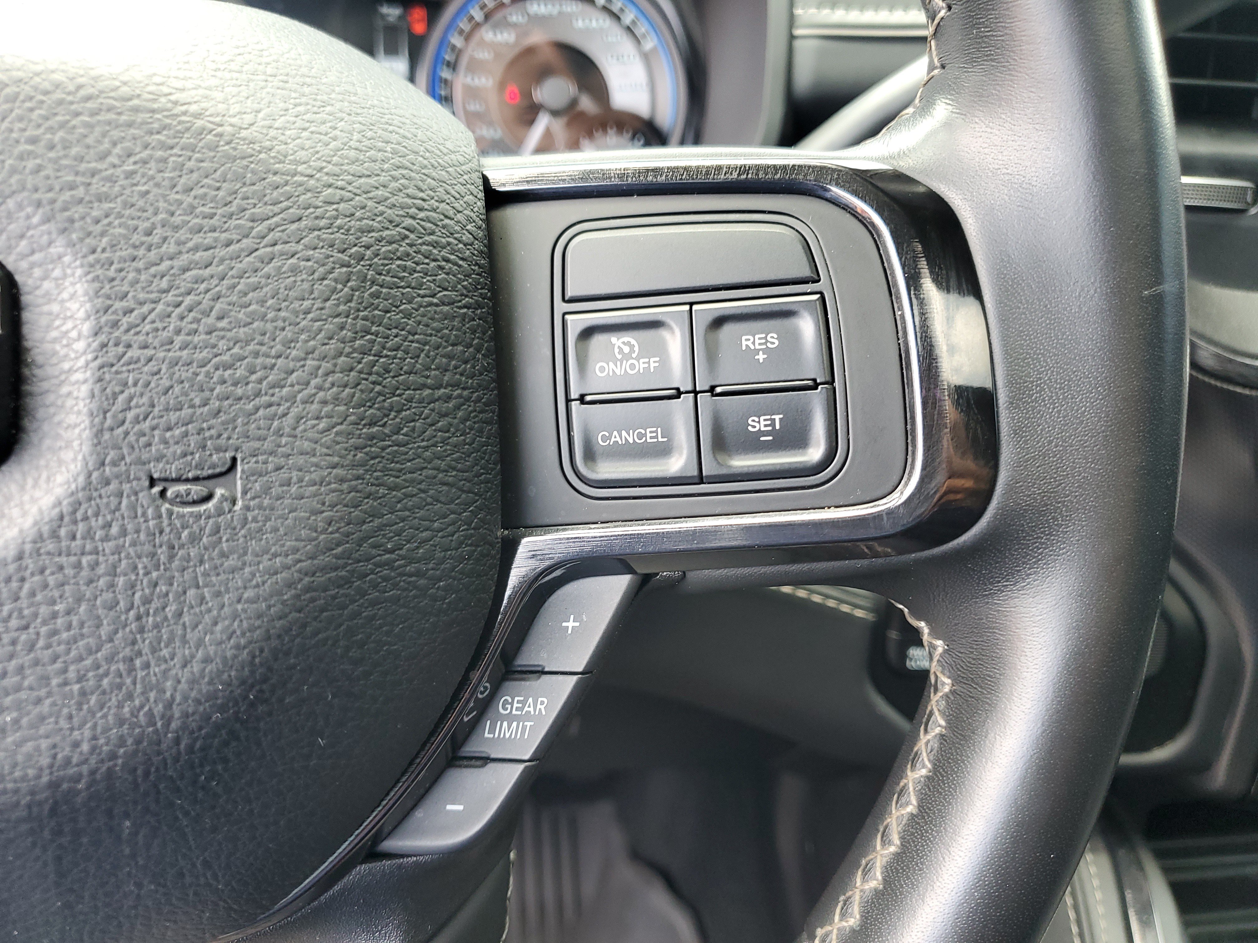 Used 2022 RAM 3500 Limited w/ Max Tow Package AWD/4WD image 21