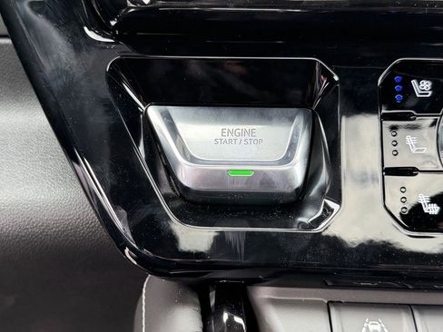 New 2026 GMC Sierra 1500 AT4X image 27