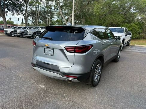 Used 2025 Chevrolet Blazer LT FWD image 10