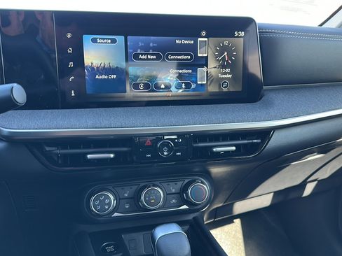 New 2025 Nissan Kicks SV w/ SV Premium Package image 21