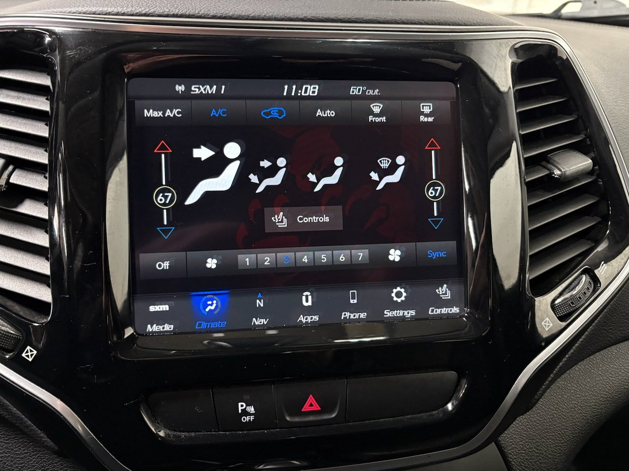 Used 2019 Jeep Cherokee Limited AWD/4WD image 20