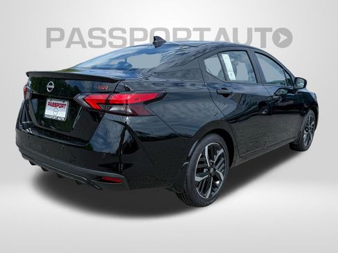 New 2025 Nissan Versa SR w/ Trunk Package FWD image 5