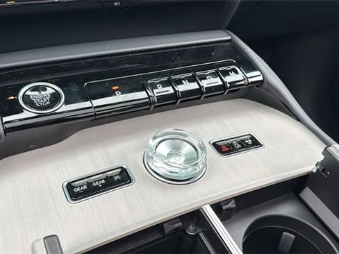 New 2025 Lincoln Navigator L Reserve w/ Jet Appearance Package image 26