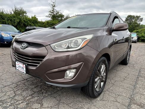 Used 2014 Hyundai Tucson SE AWD/4WD image 1