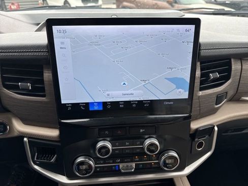 Used 2024 Ford Expedition Max Limited image 12