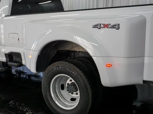 Used 2025 Ford F350 XLT image 6