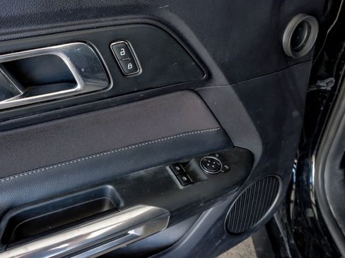 Used 2019 Ford Mustang Coupe image 37