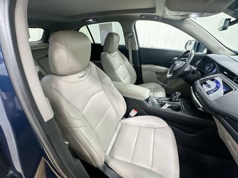 Used 2019 Cadillac XT4 Premium Luxury AWD/4WD image 27
