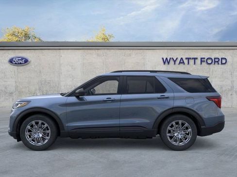 New 2026 Ford Explorer Active image 3