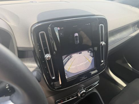 Used 2023 Volvo C40 P8 Recharge Plus w/ Climate Package AWD/4WD image 19