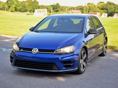 Used 2015 Volkswagen Golf R 4-Door AWD/4WD image 4