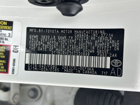 Used 2014 Toyota Corolla S image 35