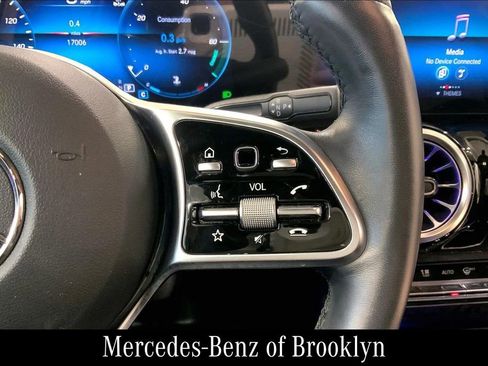 Certified 2023 Mercedes-Benz GLA 250 4MATIC image 27