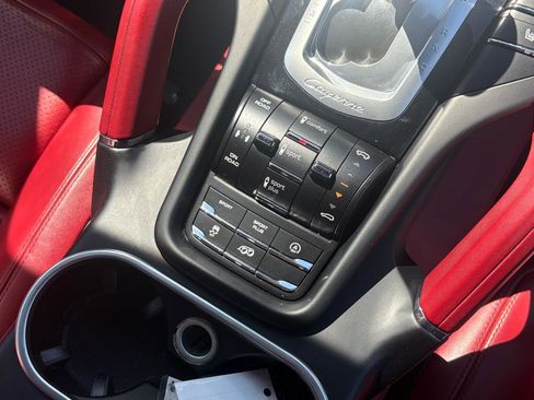 Used 2016 Porsche Cayenne GTS AWD/4WD image 20