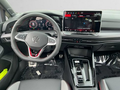 New 2026 Volkswagen GTI SE FWD image 10