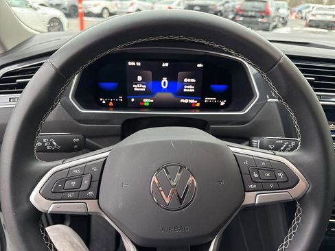 Certified 2023 Volkswagen Tiguan SE image 31