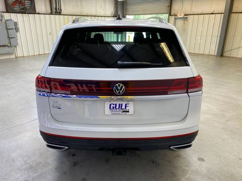 Used 2025 Volkswagen Atlas SE FWD image 7