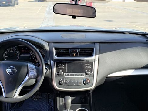 Used 2017 Nissan Altima 2.5 S w/ Power Driver Seat Package FWD image 9