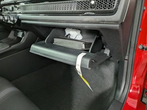 Used 2023 Honda Civic Sport image 29