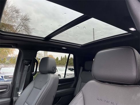 Certified 2024 GMC Yukon Denali image 24