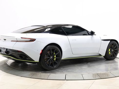 Used 2020 Aston Martin DB11 AMR image 54