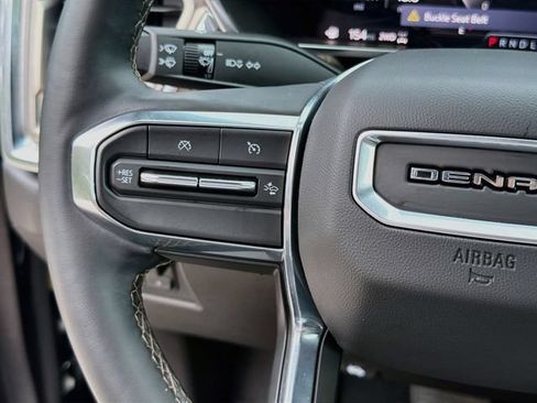 Used 2025 GMC Canyon Denali AWD/4WD image 36