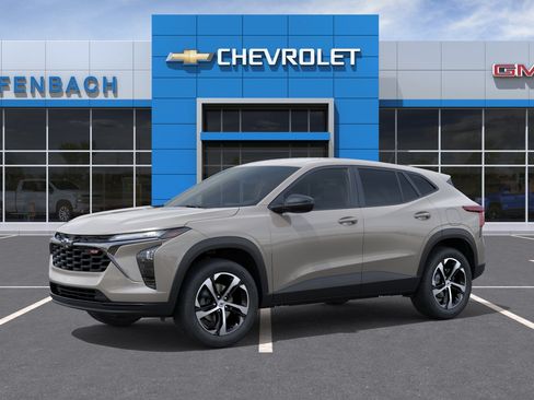 New 2026 Chevrolet Trax RS FWD image 2