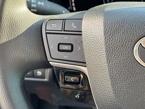 Used 2025 Toyota Camry LE FWD image 17