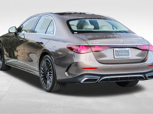 New 2026 Mercedes-Benz E 350 4MATIC Sedan image 6