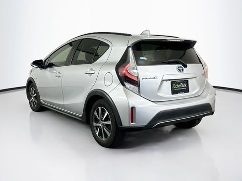 Used 2018 Toyota Prius C Two w/ Carpet Mat Package FWD image 5