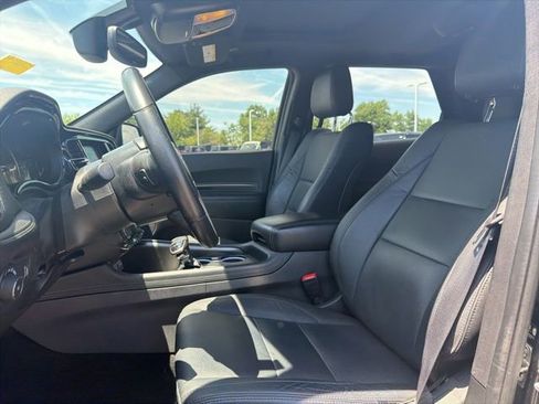Used 2022 Dodge Durango SXT w/ Blacktop Package AWD/4WD image 24
