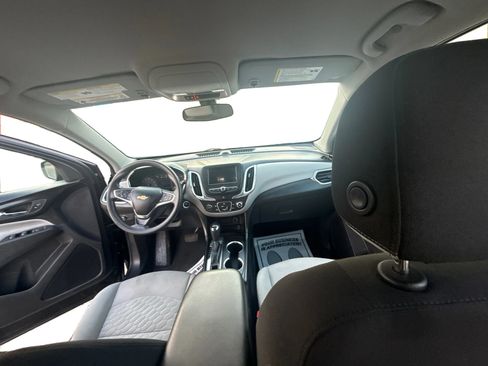 Used 2019 Chevrolet Equinox LS w/ LS Convenience Package FWD image 21