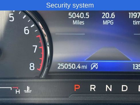 Used 2023 Ford Explorer XLT w/ Class IV Trailer Tow Package AWD/4WD image 46