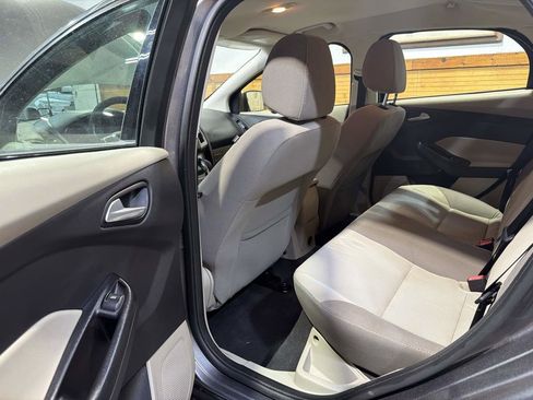 Used 2013 Ford Focus SE w/ Super Fuel Economy (SFE) Pkg image 21