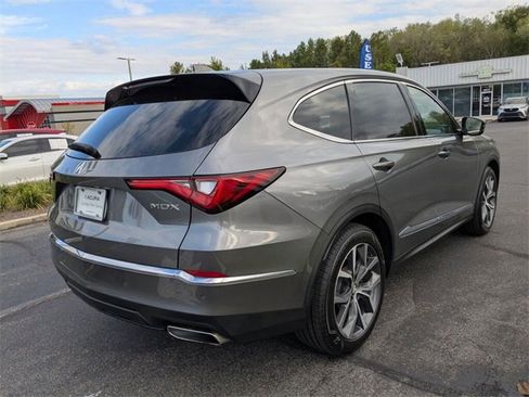 Certified 2023 Acura MDX FWD w/ Technology Package image 8