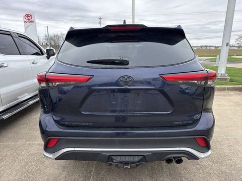 Used 2022 Toyota Highlander XSE image 7