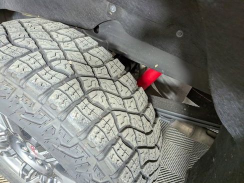 Certified 2024 GMC Sierra 1500 AT4 w/ Technology Package image 16