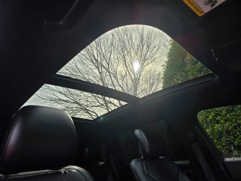 Used 2019 Lincoln Nautilus Reserve image 32