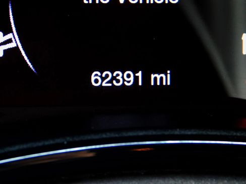 Used 2023 Dodge Durango GT RWD image 28