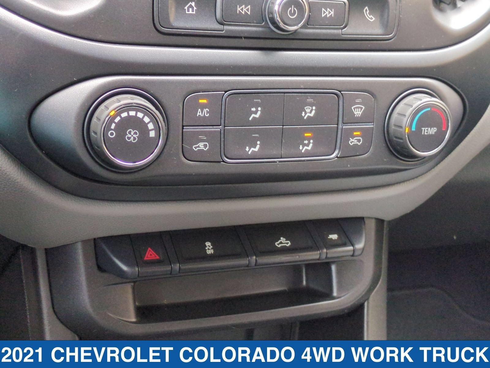 Used 2021 Chevrolet Colorado W/T AWD/4WD image 24