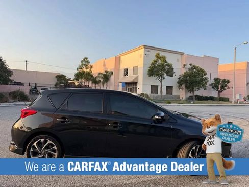 Used 2018 Toyota Corolla iM w/ All-Weather Mat Package FWD image 4